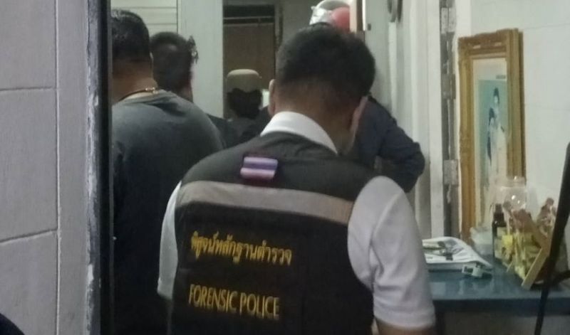 ร.ต.อ.ทะเลาะภรรยา คว้าปืนยิงตัวเองภายในห้องพักดับสลด