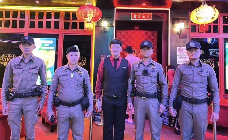 ตำรวจป่าตองรวมแถวออกตรวจบางลา สร้างความเชื่อมั่น ปลอดภัย